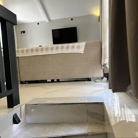Apartment Center 2plus1 For 6 People - Citak Mansions *