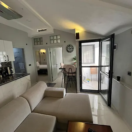 아파트 Center 2plus1 For 6 People - Citak Mansions *