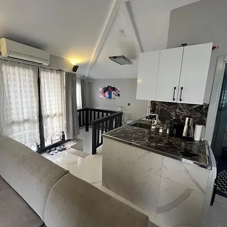 Center 2plus1 For 6 People - Citak Mansions アパート *