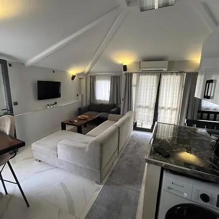 Center 2plus1 For 6 People - Citak Mansions Daire *